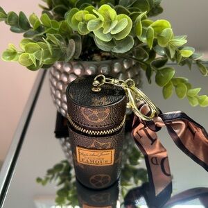 Brown and Gold Keychain Holder